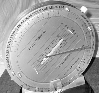 Figura 21b.Reloj de sol Foster-Lambert combinado con un direccional oriental-occidental