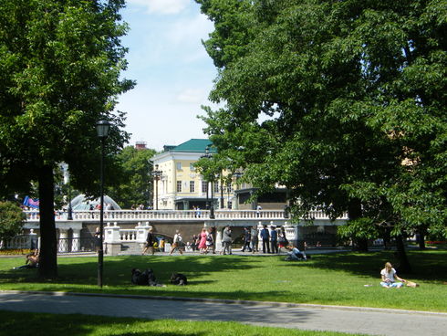 RU Moscú-001-01 Mokhovaya-11