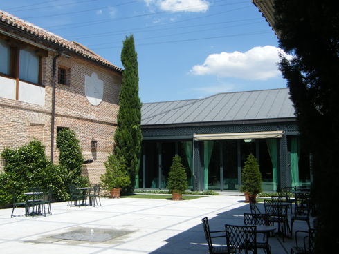 ES_MAD_MAD Boadilla-del-Monte-002-01 Carmelitas-descalzas2, patio