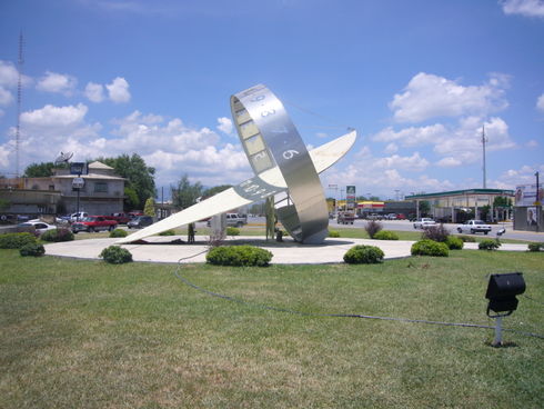 MX_NLE Montemorelos-001-03 Rotonda del tiempo