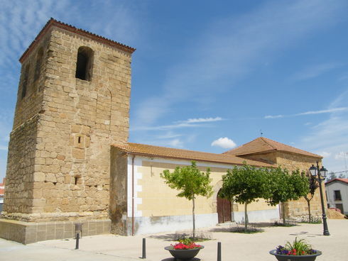 ES_CYL_ZAM Vadillo-de-la Guareña-001-01 iglesia-de-San-Miguel-Arcángel