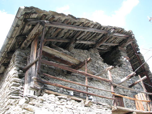 IT_PIA Usseaux-Balboutet-017-01 Reloj en madera