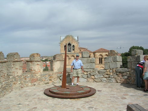 ES_CYL NC-011-02 Ávila-Ávila Reloj-de-la-Historia