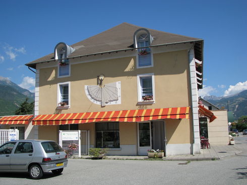 FR_PRO-A-C_05_Guillestrois-Argentiere_Mont-Dauphin-Gare-001-01_Eygliers-Hotel-La-Cour