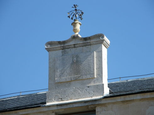 ES_CYL_BUR Vid-y-Barrios-(La)-001-04 Monasterio-reloj-1