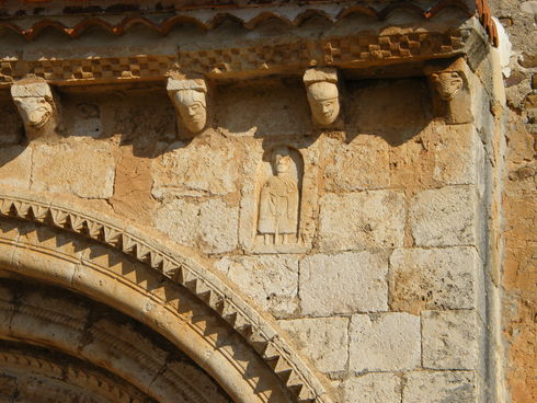 ES_CYL_SOR Fuentepinilla-001-03 Osona, iglesia de San Antonio de Osona