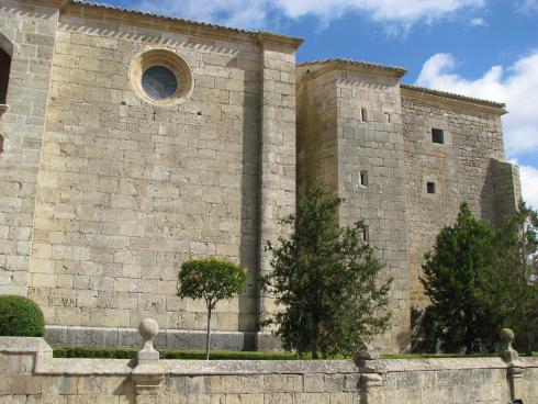 ES_CYL_BUR Sasamón-003-01 Olmillos, Iglesia de Nuestra Señora de la Asunción