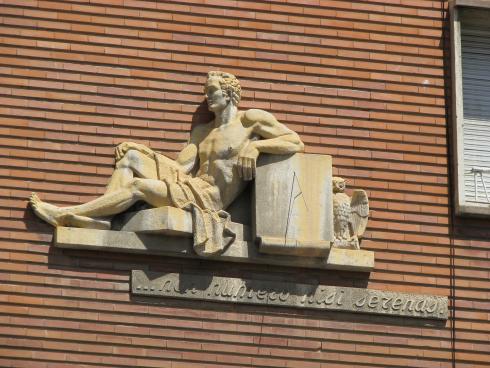 ES_RIO_RIO Logroño-001-03 Calle-Jorge-Vigón