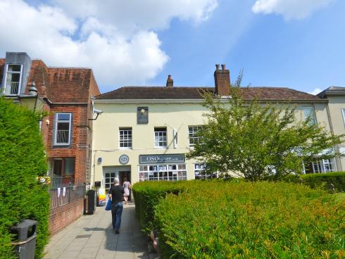 UK_Salisbury-002-01 St. Thomas' Square
