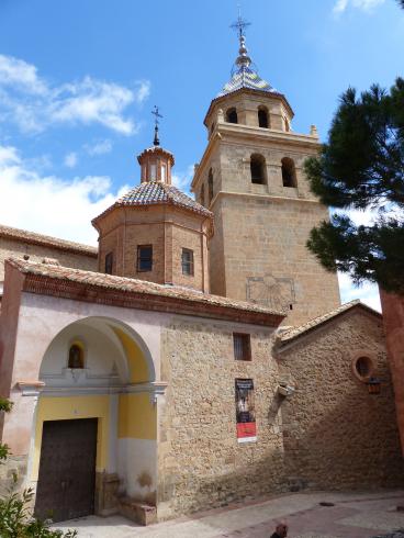 ES_ARA_TER Albarracín-001-03 Iglesia Catedral de El Salvador