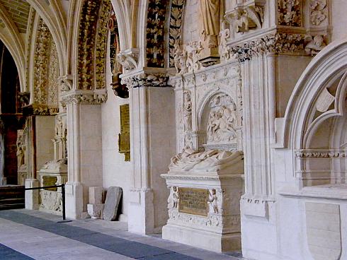 ES_CYL_BUR Burgos-001-01 Claustro-de-la-catedral