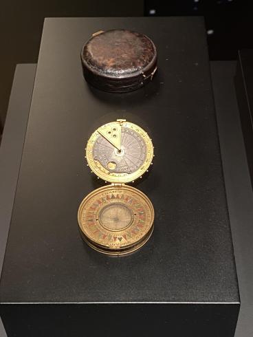 ES_MAD_MAD Alcobendas-008-03 Museo Nac. CYT compendio astronómico 1