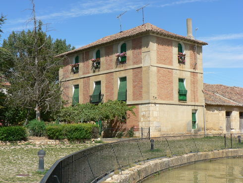 ES_CYL_VALL Medina-de-Rioseco-001-01 Dársena-canal